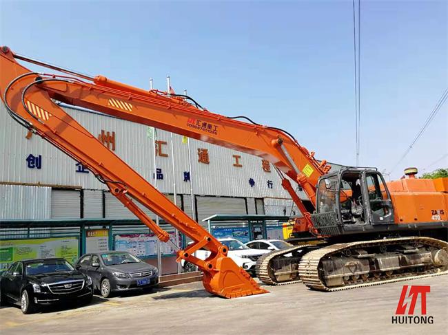 long arm of excavator