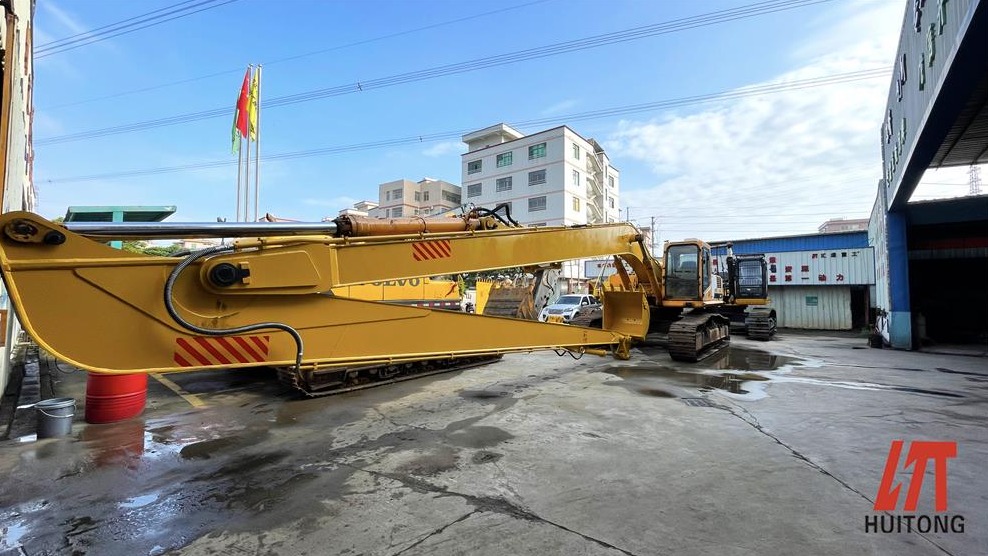 Excavator long front arm selection and precautions